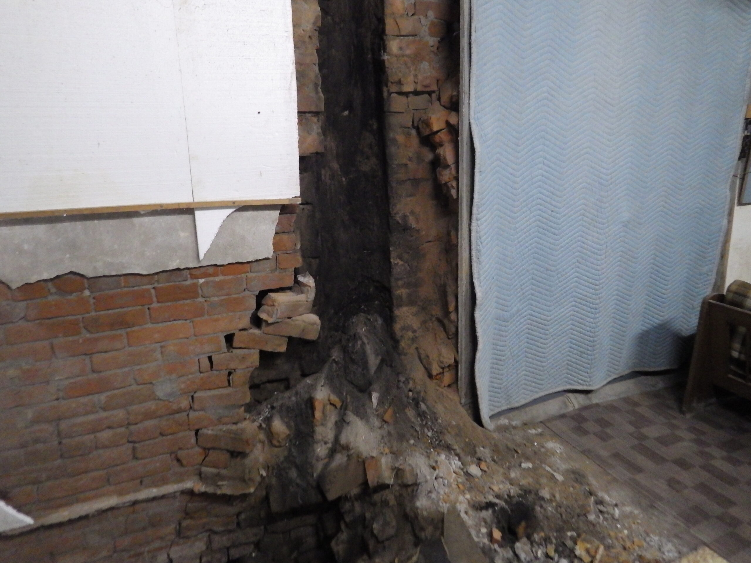Exterior settlement and cracking
